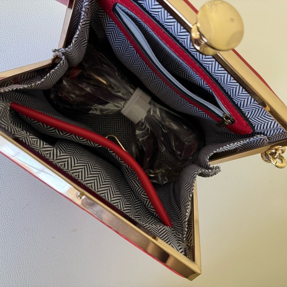 Purse - Picture 4 of 5